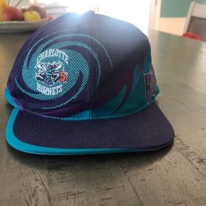 Hornets hat
